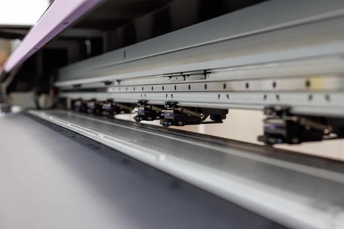 velkoformatova tiskarna mimaki cjv150 praha foilwrap systém